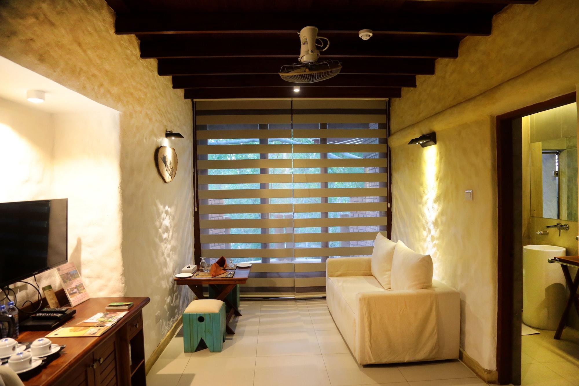 Grand Udawalawe Safari Resort Экстерьер фото