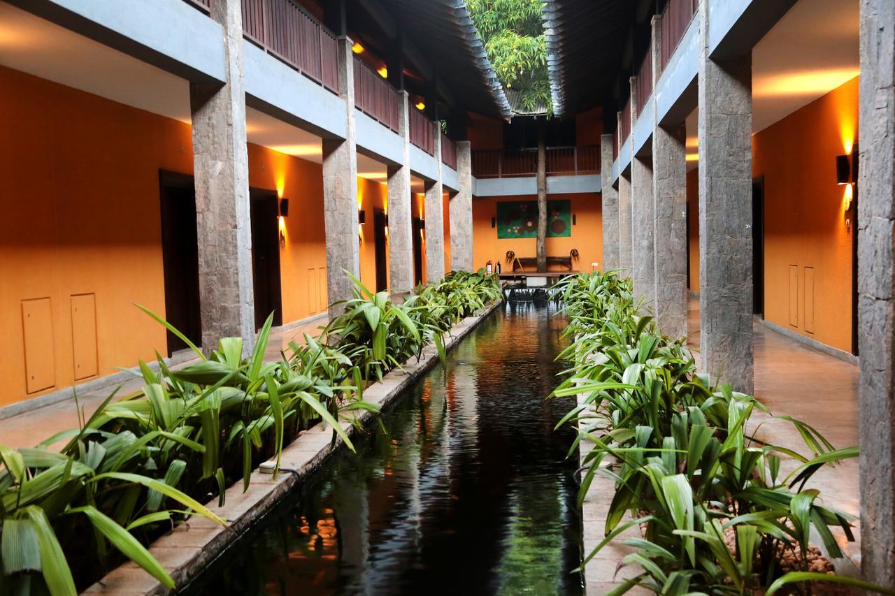 Grand Udawalawe Safari Resort Экстерьер фото